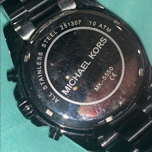 Michael Kors Accessories - MICHAEL KORS
Oversized Bradshaw Black-Tone Watch Michael Kors Accessories - MICHAEL KORS
Oversized Bradshaw Black-Tone Watch